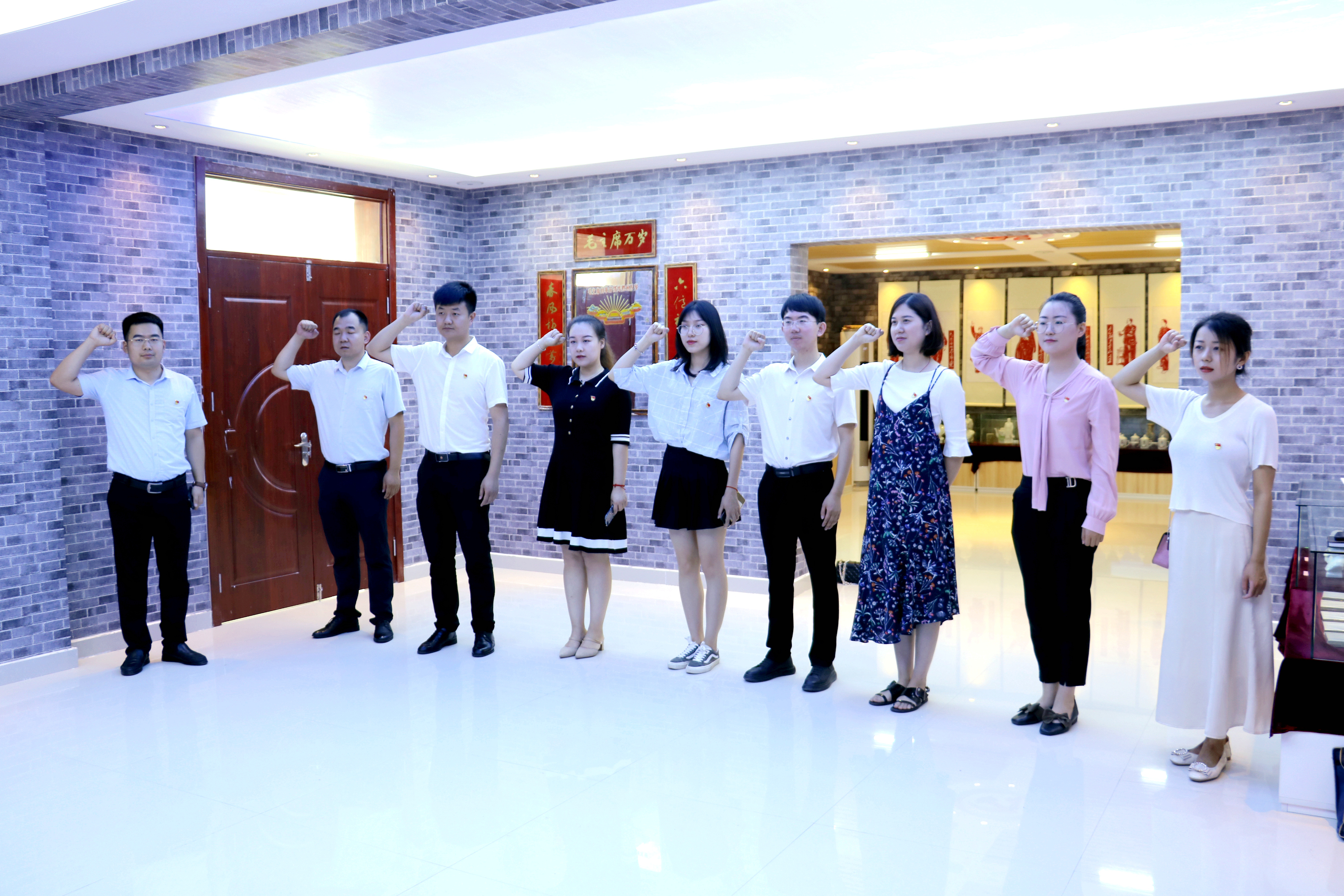 微信图片_20190627145032.jpg 微信图片_20190627145032.jpg